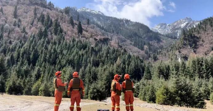 在移動(dòng)餐廳帳篷里聚會(huì)體驗(yàn)怎么樣？